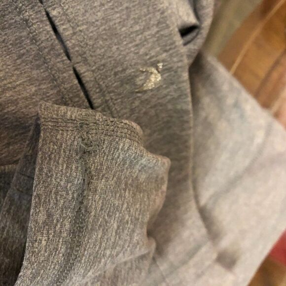 Glyder Gray Leggings Perforated Detail - Picture 7 of 7